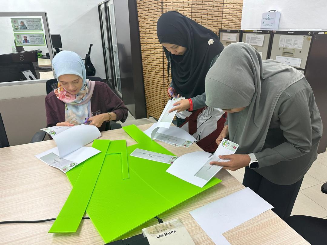 Jom Gotong - royong Perdana - Pusat Pengurusan Kualiti Universiti (PPQ)